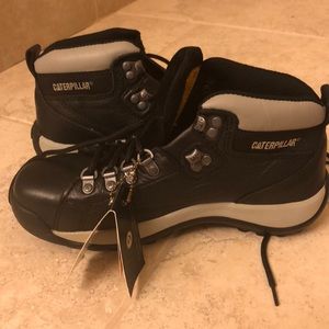 NWT Women’s Steel Toe Caterpillar Work Boots 7.5